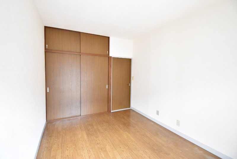 ��ʌ�����s�˒˂T���ڂ̃A�p�[�g�̂��̑�