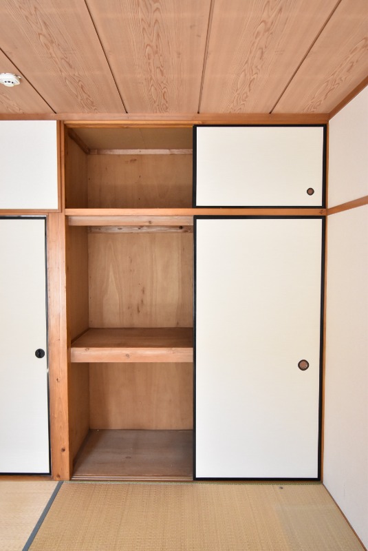 ��ʌ�����s�˒˂T���ڂ̃A�p�[�g�̎��[