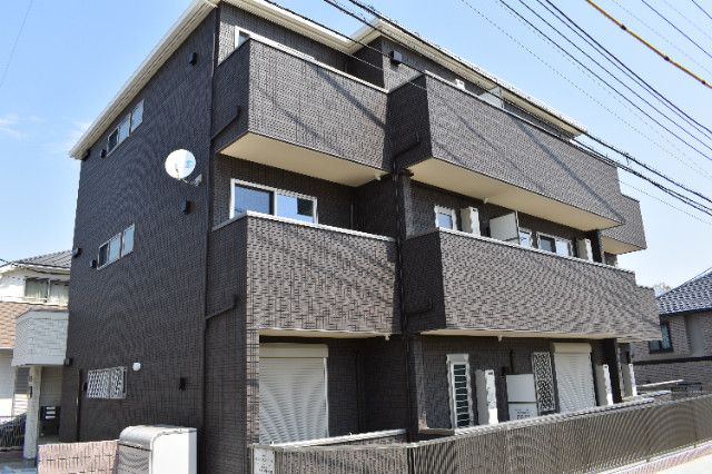 ��ʌ��������܎s�Y�a���؍�U����38�̃A�p�[�g�̌����O��