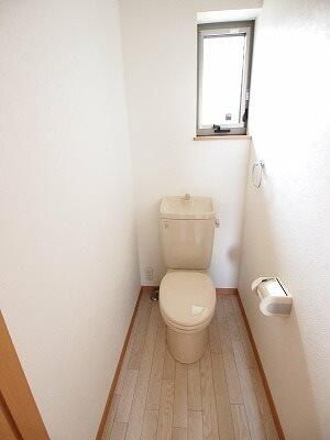 ��ʌ�����s������S���ڂ̃A�p�[�g�̃g�C��