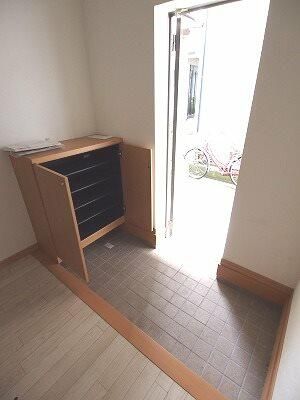 ��ʌ�����s������S���ڂ̃A�p�[�g�̌���