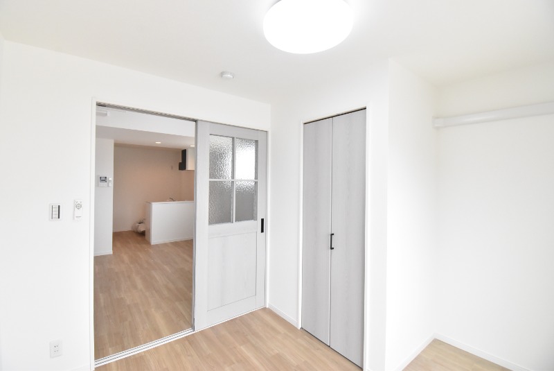 ��ʌ�����s�씵���J�S���ڂ̃A�p�[�g�̂��̑������E�X�y�[�X