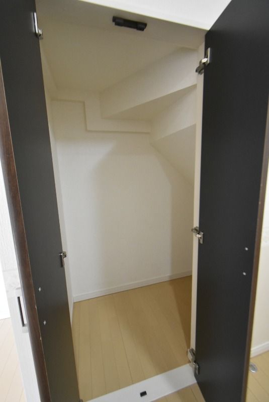 ��ʌ������s���v��̃e���X�n�E�X�̎��[