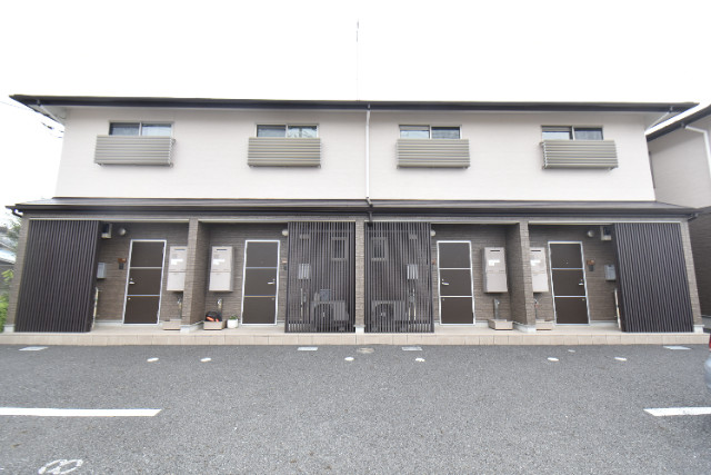 ��ʌ������s���v��̃e���X�n�E�X�̃G���g�����X