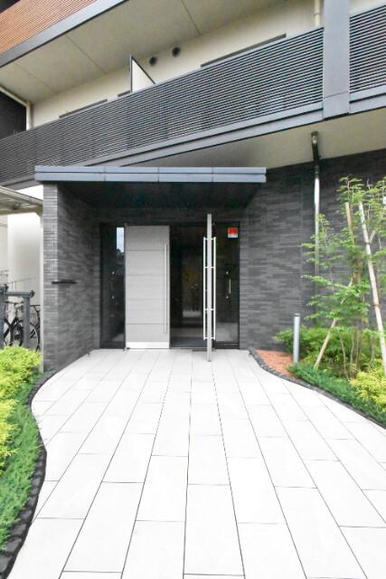 ��ʌ��z�J�s�z���J�P���ڂ̃}���V�����̃G���g�����X