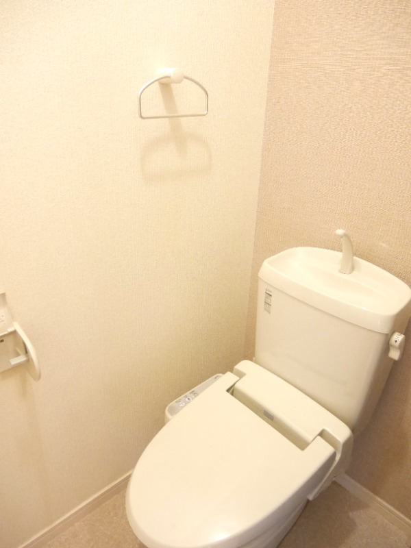 ��ʌ������s���v��̃A�p�[�g�̃g�C��