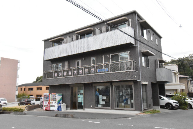 ��ʌ�����s�˒˓�S���ڂ̃}���V�����̌����O��