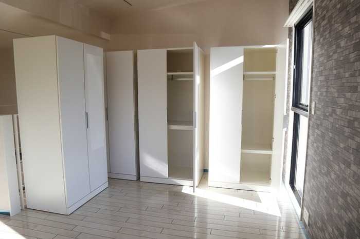 ��ʌ�����s�����Q���ڂ̃e���X�n�E�X�̎��[