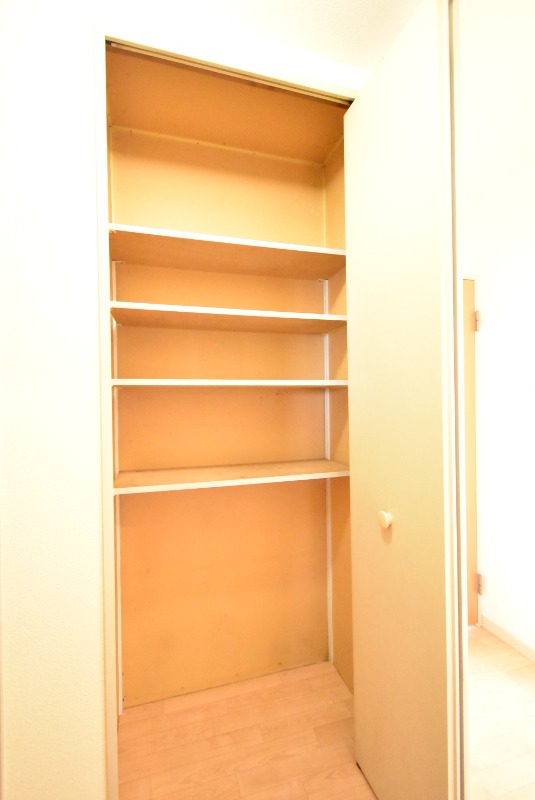 ��ʌ��������܎s������厚�쒆��̃A�p�[�g�̎��[