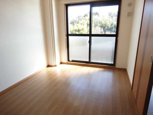 ��ʌ�����s�厚������̃}���V�����̋��ԁE���r���O