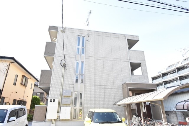 ��ʌ��������܎s��{����ؒ��S����988-1�̃A�p�[�g�̌����O��