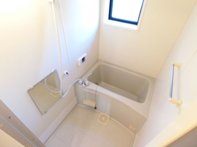 ��ʌ��������܎s����O���T���ڂ̃A�p�[�g�̃o�X