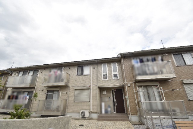 ��ʌ��������܎s�����攪���q�R����27-8�̃A�p�[�g�̌����O��