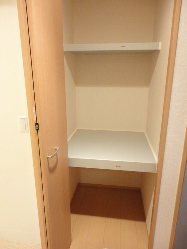 ��ʌ��������܎s�����攪���q�R���ڂ̃A�p�[�g�̎��[