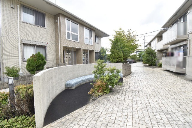 ��ʌ��������܎s�����攪���q�R���ڂ̃A�p�[�g�̂��̑�