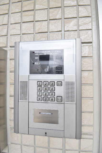 ��ʌ��������܎s�����攪���q�R���ڂ̃A�p�[�g�̂��̑�