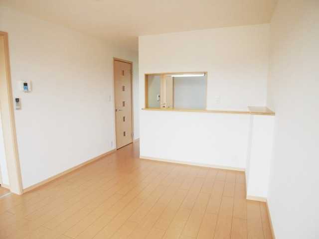 ��ʌ��k�����S�ɓޒ��w���R���ڂ̃A�p�[�g�̋��ԁE���r���O