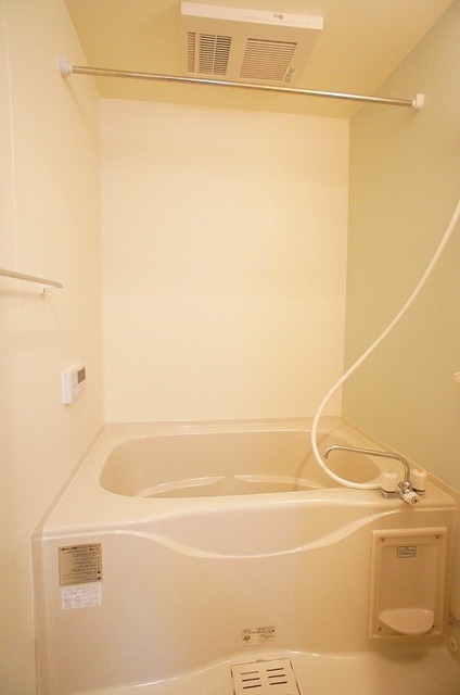 ��ʌ��������܎s����O���T���ڂ̃A�p�[�g�̃o�X