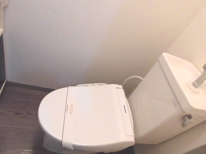 ��ʌ��������܎s�΋揼�؂R���ڂ̃A�p�[�g�̃g�C��