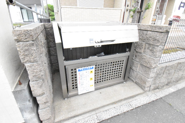 ��ʌ��������܎s�΋揼�؂P���ڂ̃A�p�[�g�̂��̑�