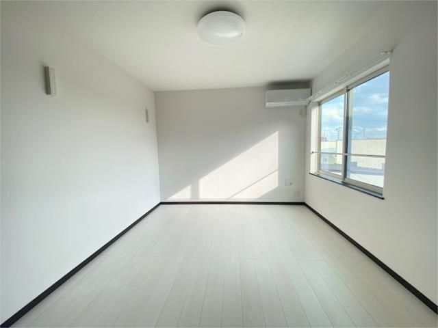 ��ʌ��t�����s���x�̃A�p�[�g�̋��ԁE���r���O