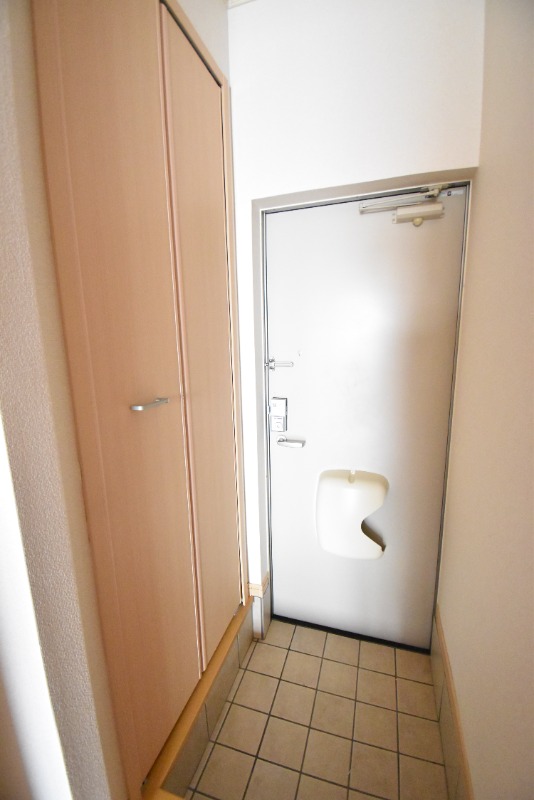 ��ʌ��z�J�s�ԎR���R���ڂ̃A�p�[�g�̌���