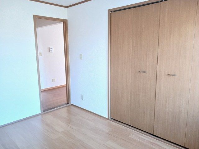 ��ʌ�����s�厚�����̃A�p�[�g�̂��̑������E�X�y�[�X