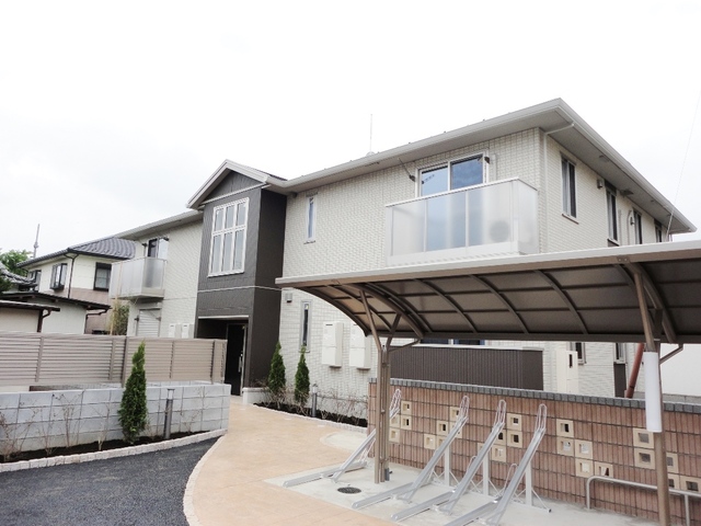 ��ʌ��������܎s��{��听���Q���ڂ̃A�p�[�g�̌����O��