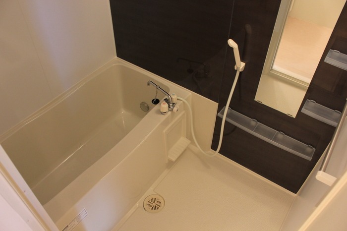 ��ʌ��������܎s��{��听���Q���ڂ̃A�p�[�g�̃o�X