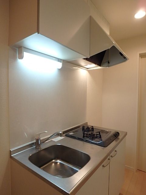 ��ʌ�����s�厚�����̃A�p�[�g�̃L�b�`��