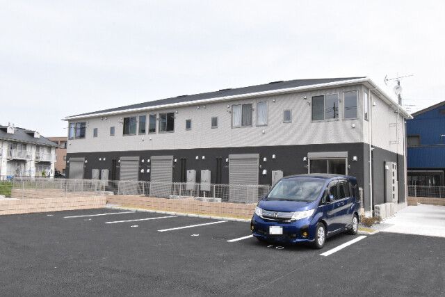 ��ʌ�����s�厚�Ԉ�1294-3�̃A�p�[�g�̌����O��