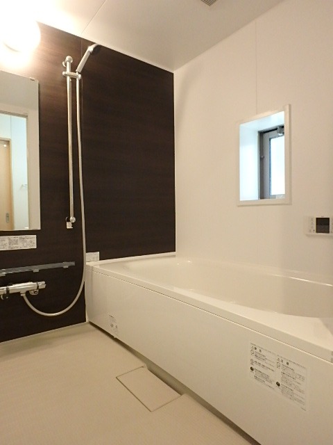 ��ʌ��������܎s��{��㏬���̃A�p�[�g�̃o�X