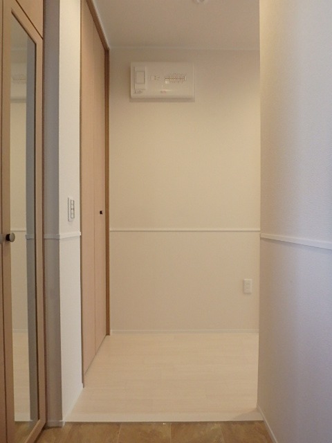 ��ʌ��������܎s��{��㏬���̃A�p�[�g�̌���