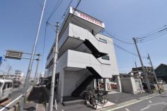 ��ʌ�����s�씵���J�P����3-11�̃}���V�����̌����O��