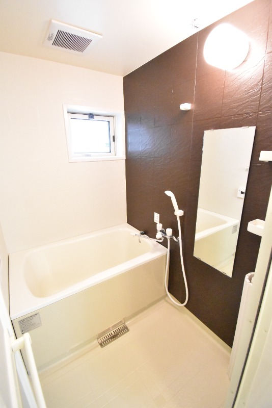 ��ʌ��������܎s�Y�a���؍�T���ڂ̃A�p�[�g�̃o�X