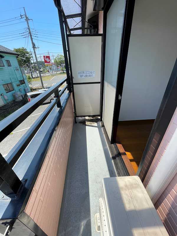 ��ʌ��������܎s��΋���Q���ڂ̃A�p�[�g�̃o���R�j�[