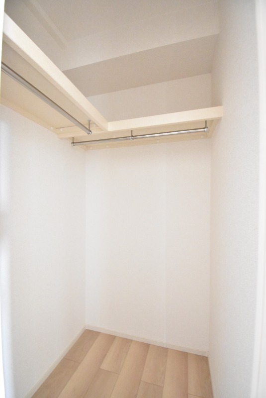 ��ʌ�����s�����R���ڂ̃A�p�[�g�̎��[