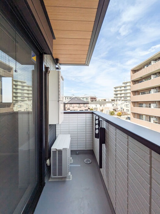 ��ʌ��������܎s��{��匴�U���ڂ̃A�p�[�g�̃o���R�j�[