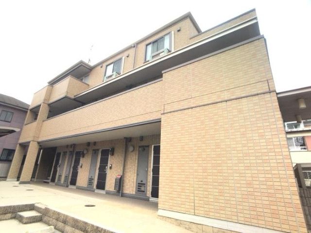 ��ʌ��z�J�s�Ɍ��P����3-10�̃A�p�[�g�̌����O��