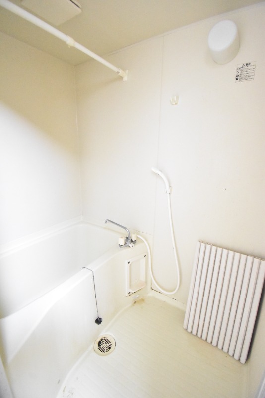 ��ʌ��������܎s��{��y�蒬�R���ڂ̃}���V�����̃o�X