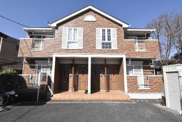 ��ʌ��������܎s���擹��Q���ڂ̃A�p�[�g�̌����O��