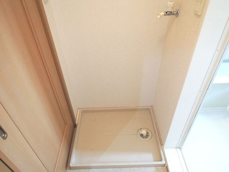 ��ʌ��������܎s���擹��Q���ڂ̃A�p�[�g�̂��̑��ݔ�