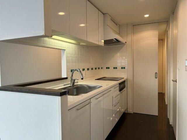 ��ʌ��������܎s������㗎���P���ڂ̃}���V�����̃L�b�`��