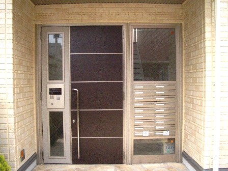 ��ʌ��������܎s�k��y�C���P���ڂ̃A�p�[�g�̃G���g�����X