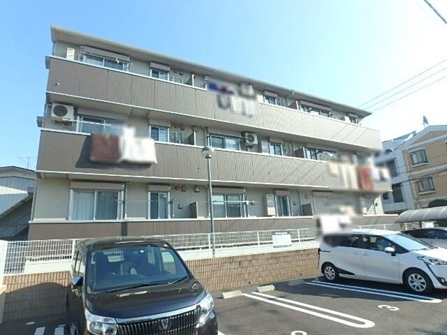 ��ʌ��������܎s�Y�a�挳���Q���ڂ̃A�p�[�g�̌����O��