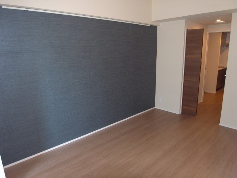 ��ʌ��������܎s��{��y�蒬�Q���ڂ̃}���V�����̋��ԁE���r���O