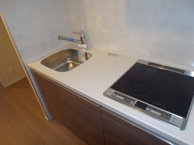 ��ʌ��������܎s��{��y�蒬�Q���ڂ̃}���V�����̃L�b�`��