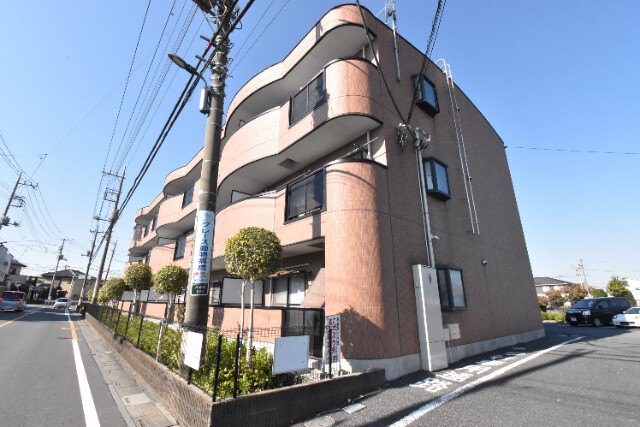 ��ʌ������s������959-1�̃}���V�����̌����O��