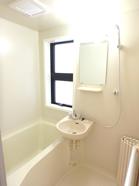 ��ʌ��������܎s�����擌��{�S���ڂ̃}���V�����̃o�X