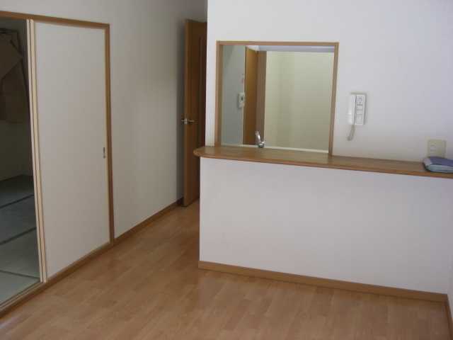 ��ʌ��������܎s�Y�a���؍�S���ڂ̃}���V�����̋����E���r���O